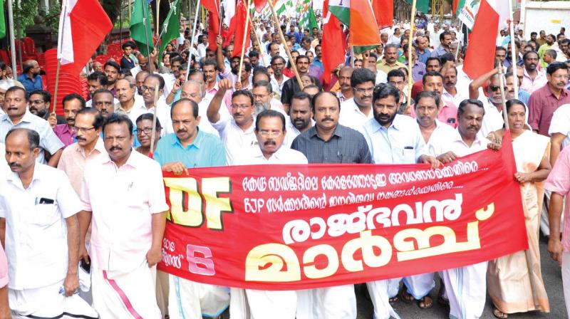 LDF workers take out a march to Raj Bhavan protesting against the ‘Centre's indifferent attitude’ towards Kerala in Thiruvananthapuram on Tuesday. (Photo: DC) LDF workers take out a march to Raj Bhavan protesting against the ‘Centre's indifferent attitude’ towards Kerala in Thiruvananthapuram on Tuesday. (Photo: DC)