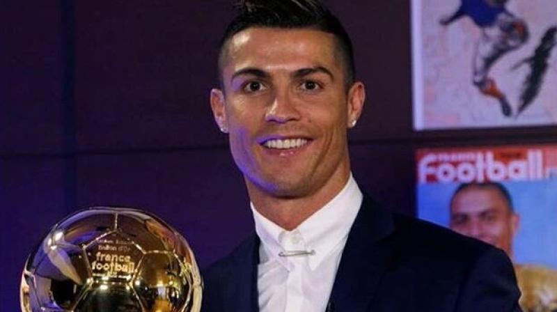 The Ballon d'Or is decided by a vote of 173 journalists. (Photo: Tiwtter/Ronaldo) The Ballon d'Or is decided by a vote of 173 journalists. (Photo: Tiwtter/Ronaldo)
