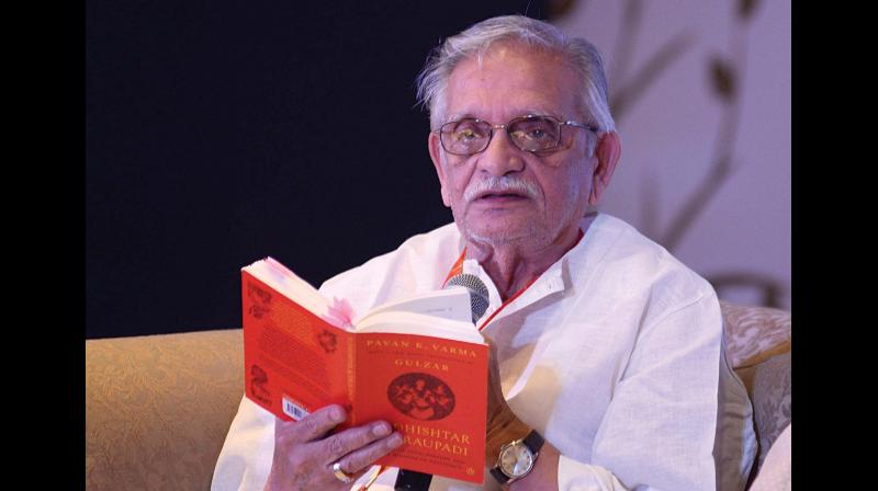 Poet-lyricist Gulzar at the Bengaluru Poetry Festival (Photo: R. Samuel) Poet-lyricist Gulzar at the Bengaluru Poetry Festival (Photo: R. Samuel)
