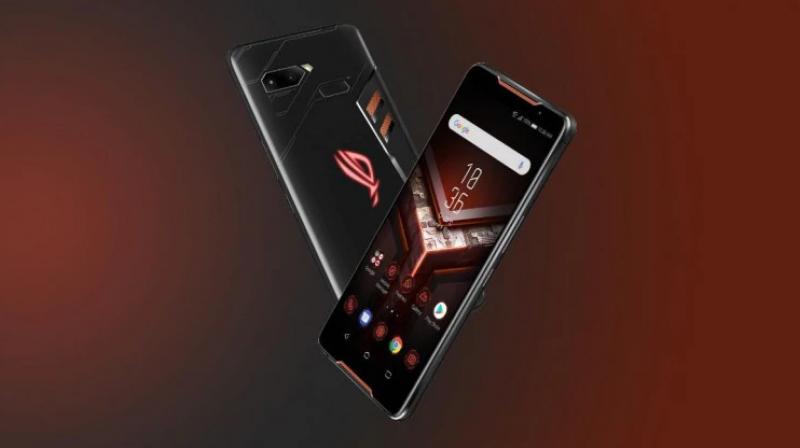 The phone also has a 6.59-inch FHD+ AMOLED display with a display that refreshes at 120Hz. (Photo: India Today) The phone also has a 6.59-inch FHD+ AMOLED display with a display that refreshes at 120Hz. (Photo: India Today)
