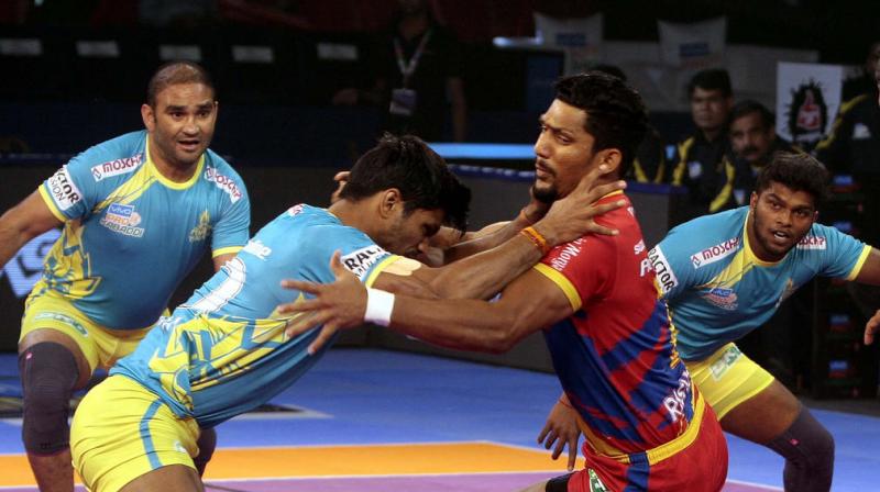 The game slowed down slightly only to make jaws ajar in the 15th minute when Sukesh got Rishank Devadiga, Narender and Jeeva Kumar out in his fluid movements and inflict another all out on UP Yoddha to make it a 14 point lead. (Photo: Pro Kabaddi) The game slowed down slightly only to make jaws ajar in the 15th minute when Sukesh got Rishank Devadiga, Narender and Jeeva Kumar out in his fluid movements and inflict another all out on UP Yoddha to make it a 14 point lead. (Photo: Pro Kabaddi)
