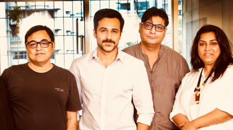 Emraan Hashmi shared this picture with team of ‘Father’s Day’ on Twitter. Emraan Hashmi shared this picture with team of ‘Father’s Day’ on Twitter.