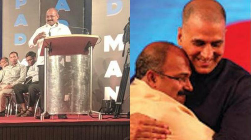 Actor Akshay Kumar felicitates V. Jayaprakash at the ‘Super-16-Hero’ programme held in Mumbai on Saturday. Actor Akshay Kumar felicitates V. Jayaprakash at the ‘Super-16-Hero’ programme held in Mumbai on Saturday.