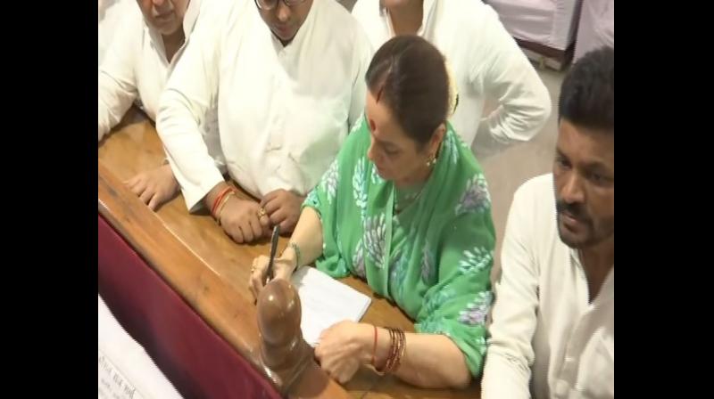Poonam Sinha, wife of actor-turned-politician Shatrughan Sinha, filed her nomination from Lucknow Parliamentary Constituency on Thursday, two days after she joined the Samajwadi Party (SP). (Photo: ANI) Poonam Sinha, wife of actor-turned-politician Shatrughan Sinha, filed her nomination from Lucknow Parliamentary Constituency on Thursday, two days after she joined the Samajwadi Party (SP). (Photo: ANI)