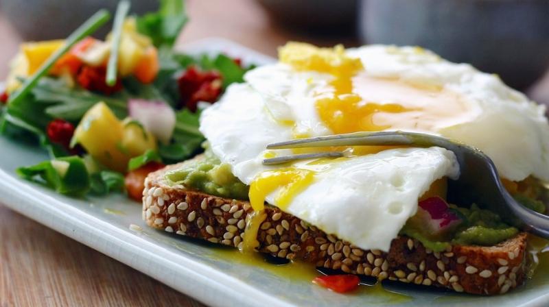 According to research, a high-fat, low-carb breakfast can help those with type 2 diabetes control blood sugar levels throughout the day. (Photo: Representational/Pixabay) According to research, a high-fat, low-carb breakfast can help those with type 2 diabetes control blood sugar levels throughout the day. (Photo: Representational/Pixabay)