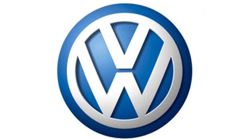VW will bundle cells from electric car batteries into storage powerbanks that can be used to recharge up to 15 electric cars at a time. VW will bundle cells from electric car batteries into storage powerbanks that can be used to recharge up to 15 electric cars at a time.