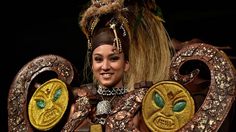 A model presents creations made with chocolate during the gala preview of the Salon du Chocolat (Chocolate Fair) in Brussels on March 01, 2018. (Photo: AFP) A model presents creations made with chocolate during the gala preview of the Salon du Chocolat (Chocolate Fair) in Brussels on March 01, 2018. (Photo: AFP)