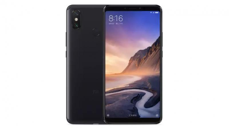The smartphone is backed by a 5500mAh with support for Quick Charge 3.0 18W charging. The smartphone is backed by a 5500mAh with support for Quick Charge 3.0 18W charging.