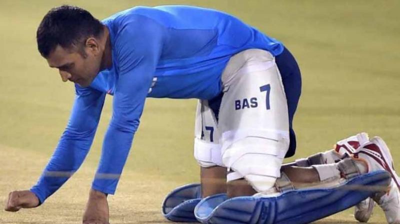 MS Dhoni was alsoseen talking to curator Sujan Mukherrjee regarding Eden Gardens pitch for 1st test between India and Sri Lanka. (Photo:PTI) MS Dhoni was alsoseen talking to curator Sujan Mukherrjee regarding Eden Gardens pitch for 1st test between India and Sri Lanka. (Photo:PTI)
