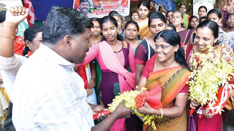 Alathur LDF Lok Sabha candidate P.K. Biju during the election campaign at Mullakunathukavu on Tuesday. Alathur LDF Lok Sabha candidate P.K. Biju during the election campaign at Mullakunathukavu on Tuesday.
