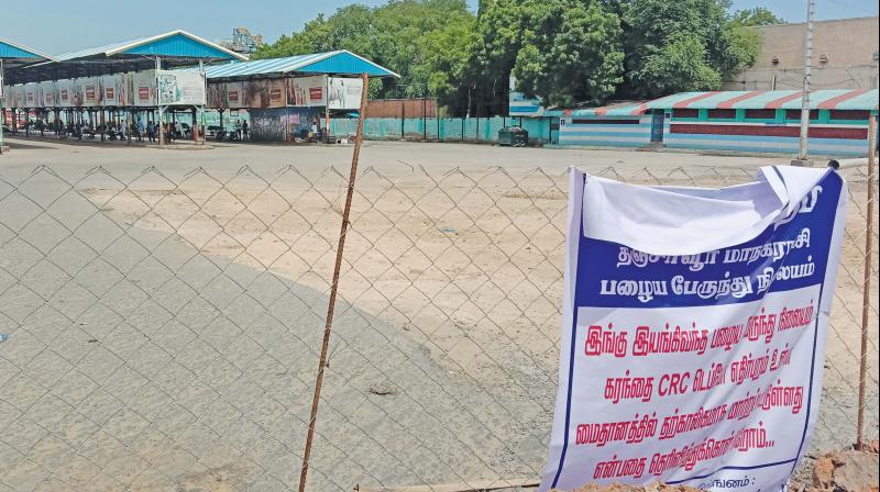 Fencing before old bus stand which has been shifted to a temporary bus stand at Thanjavur. (Photo: DC) Fencing before old bus stand which has been shifted to a temporary bus stand at Thanjavur. (Photo: DC)