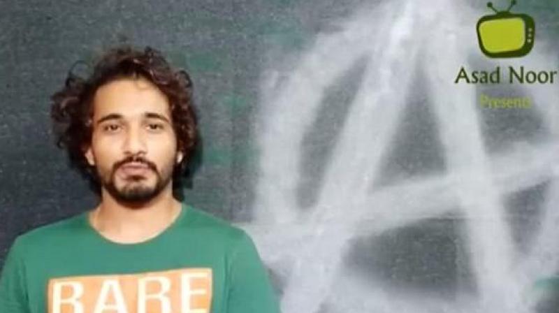 Bangladesh police arrested a 25-year-old social media activist as he tried to leave the country on charges that he defamed Islam and the Prophet Mohammed, authorities said Tuesday. (Photo: Youtube screengrab) Bangladesh police arrested a 25-year-old social media activist as he tried to leave the country on charges that he defamed Islam and the Prophet Mohammed, authorities said Tuesday. (Photo: Youtube screengrab)