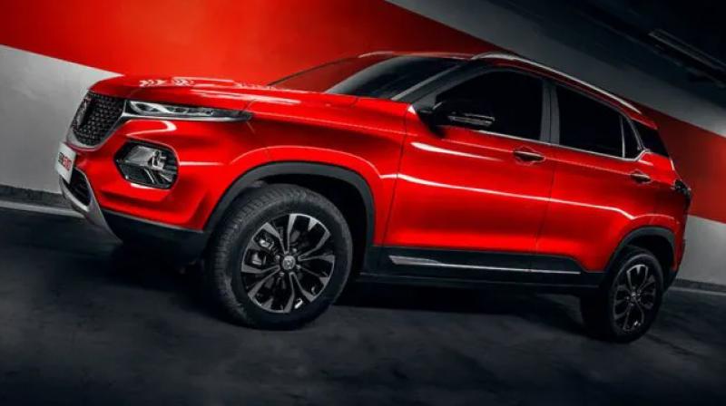 The spotted vehicle is a Creta-sized compact SUV. The spotted vehicle is a Creta-sized compact SUV.