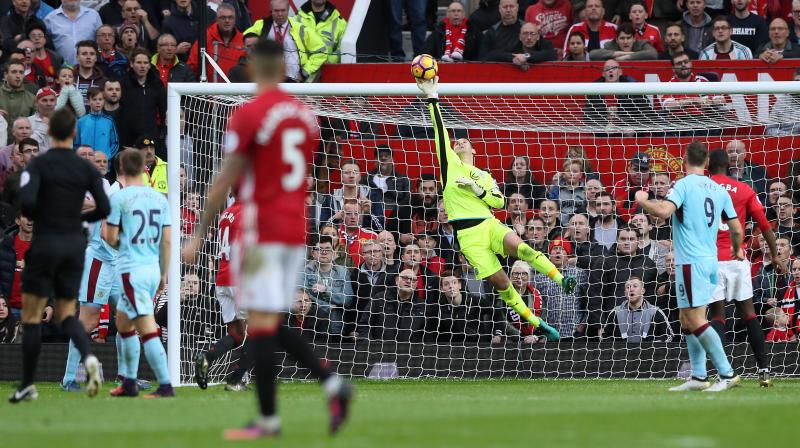 Ex-Manchester United and current Burnley goalkeeper Tom Heaton kept Jose Mourinho's side out of the goal. (Photo: AP) Ex-Manchester United and current Burnley goalkeeper Tom Heaton kept Jose Mourinho's side out of the goal. (Photo: AP)