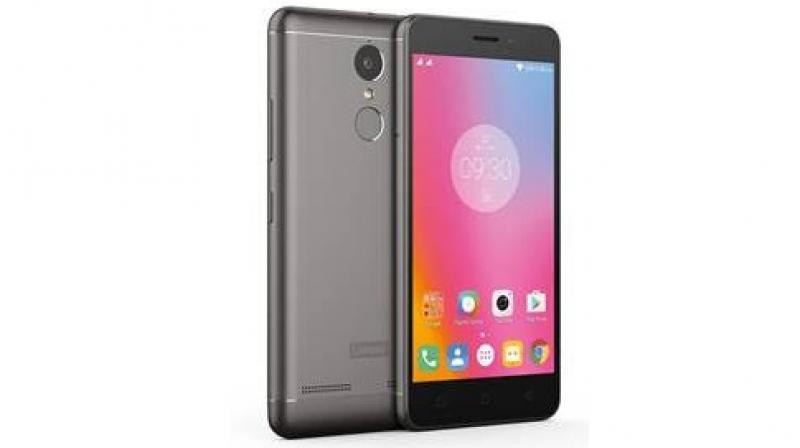The device will ship in Silver, Gold and Dark Grey colour variants. The device will ship in Silver, Gold and Dark Grey colour variants.