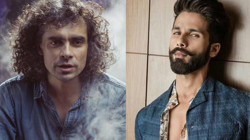 Shahid Kapoor, Imtiaz Ali in a photoshoot. Shahid Kapoor, Imtiaz Ali in a photoshoot.