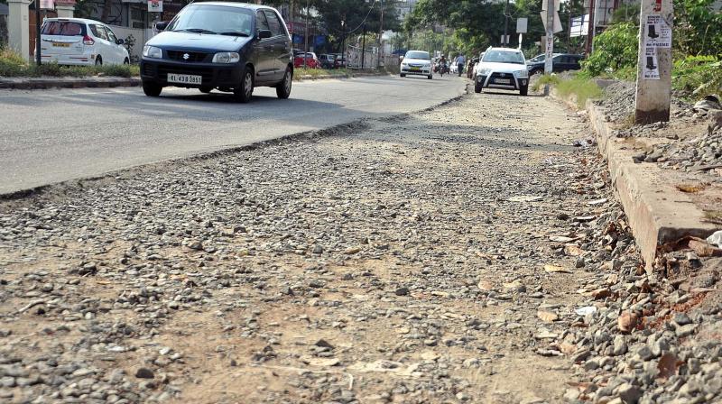 Kaloor – Kathrikadavu Road. Kaloor – Kathrikadavu Road.