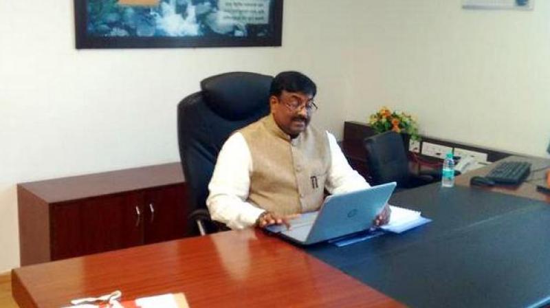 Maharashtra Finance Minister Sudhir Mungantiwar. Maharashtra Finance Minister Sudhir Mungantiwar.