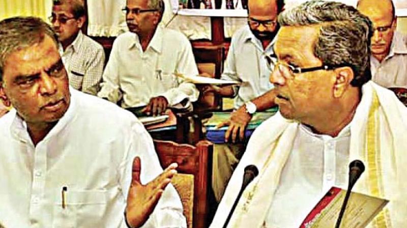A file photo of former minister V. Srinivas Prasad with Chief Minister Siddaramaiah. A file photo of former minister V. Srinivas Prasad with Chief Minister Siddaramaiah.