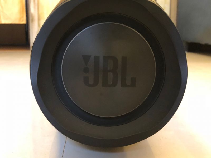 JBL Boombox review