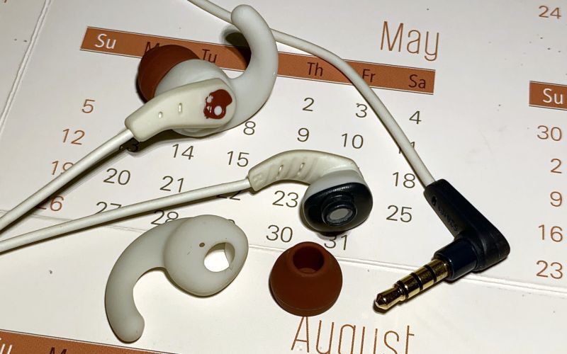 skullcandy set in ear sports headphones