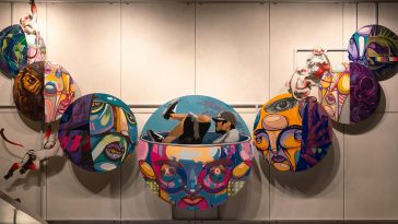 singapore wax and wane