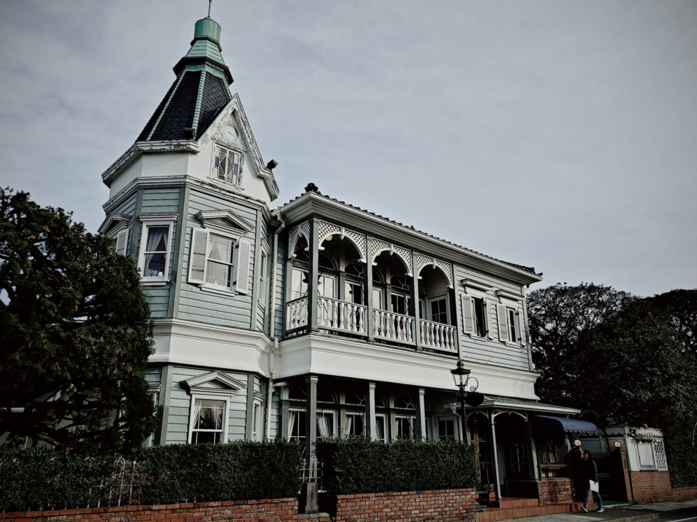 虛化、暈影和聚光燈渲染均可調節