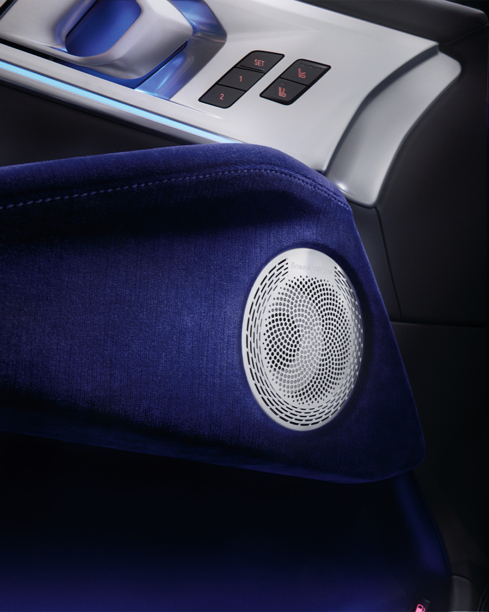 BMW XM Mystique Allure採用創作了Hans Zimmer極具吸引力的新宣傳配樂