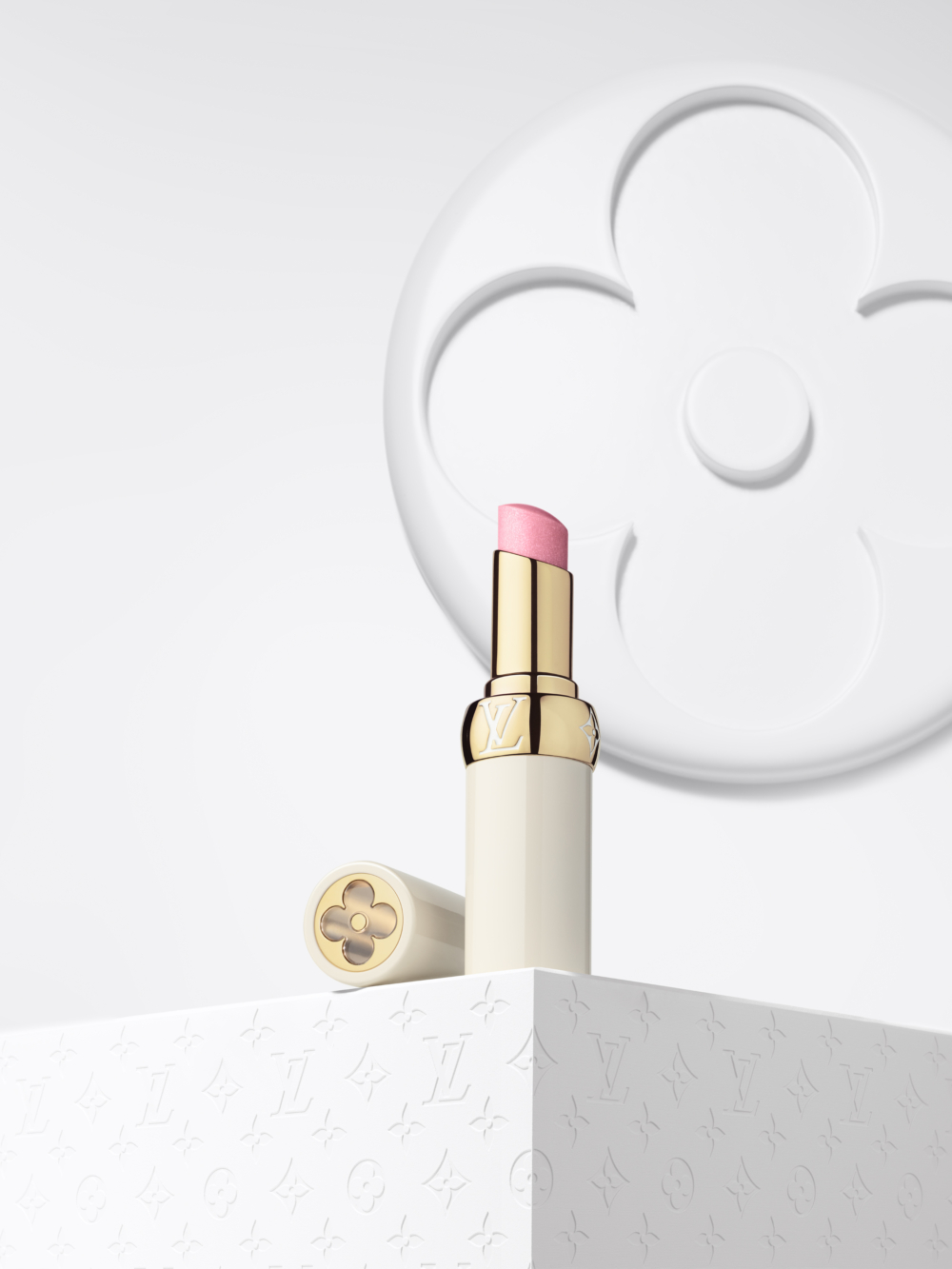 LV Baume潤唇膏系列有10款透亮色調