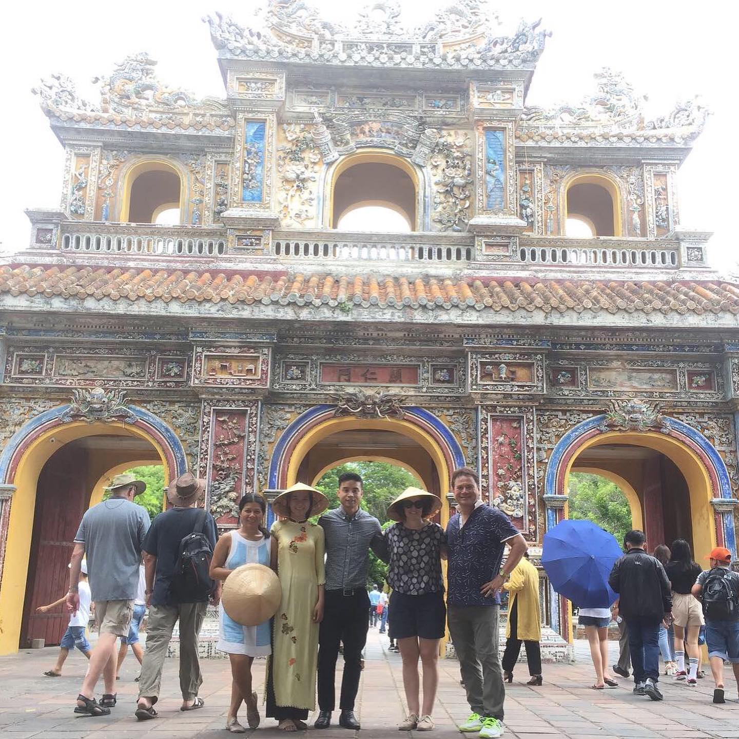 Bem with travelers in Hue Imperial Citadel