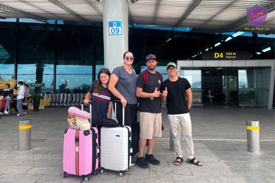 airport-transfer-with-local-guide-vietnam.jpg