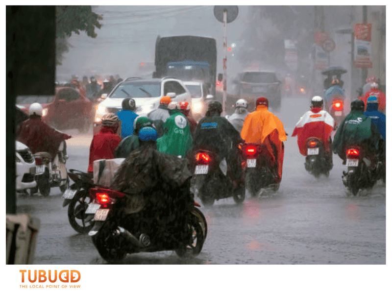 How to Build an Itinerary Around the Weather