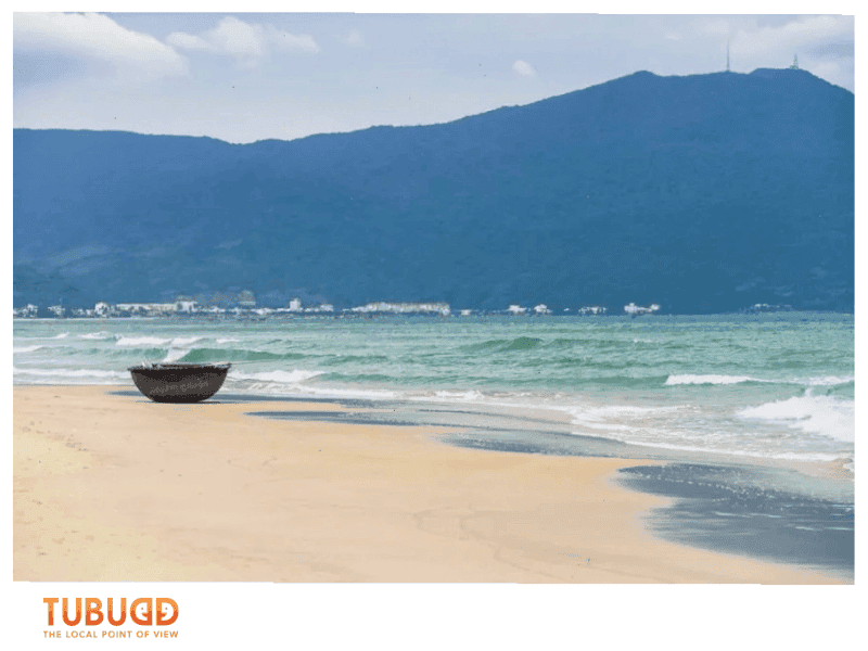Tip 1: Visit the Beach Early and Late for the Best Experience