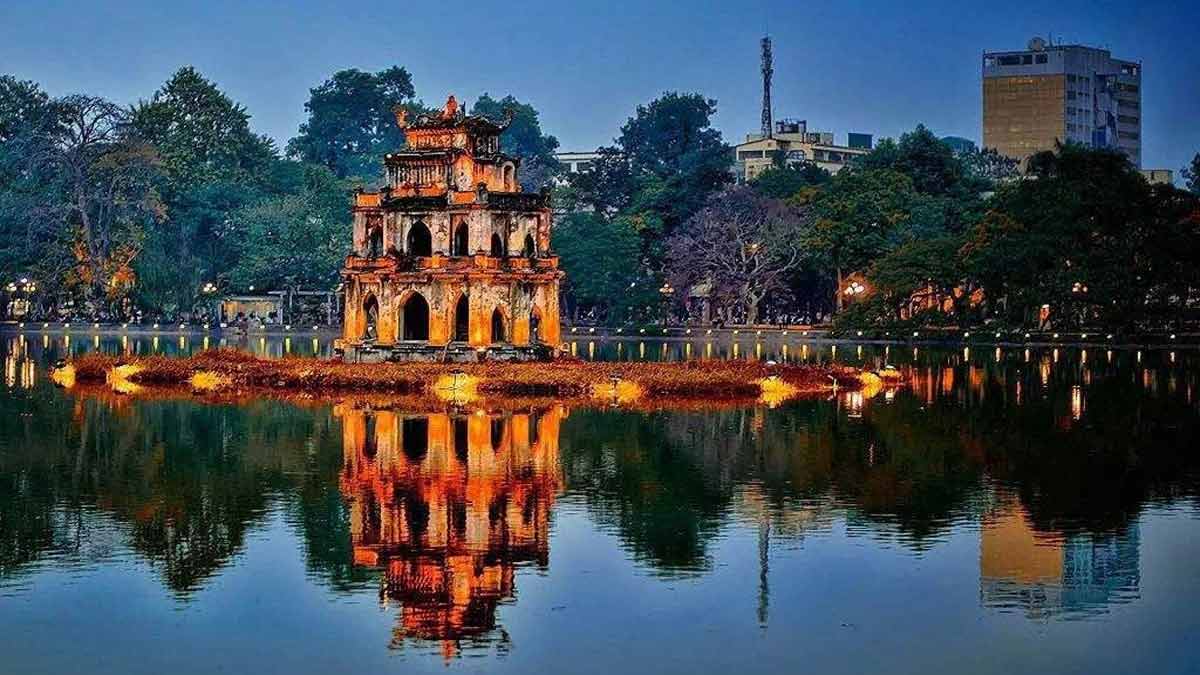 Day 2: Experience Hanoi's History and Food Culture
