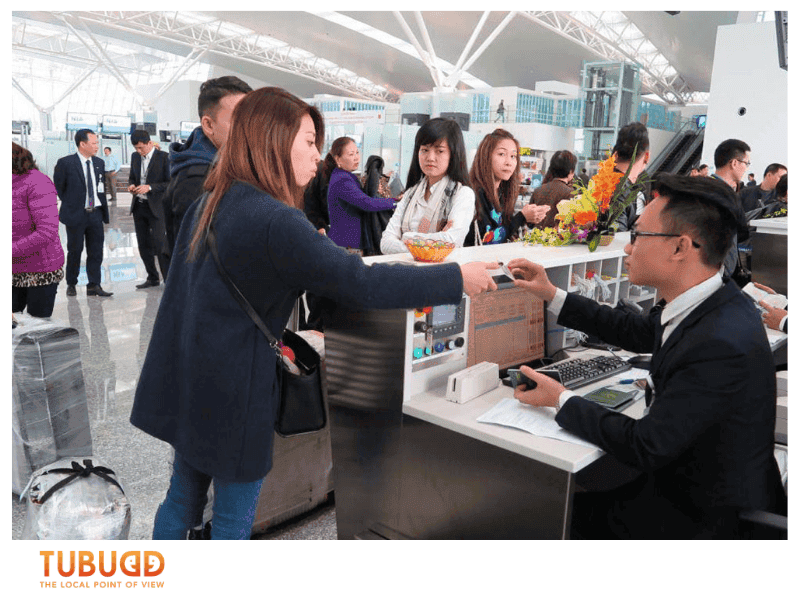 When Is Fast Track Airport Service Worth It in Vietnam?