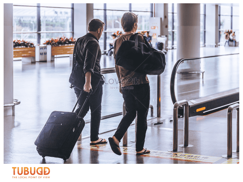 Who Should Use Fast Track With Luggage Assistance?