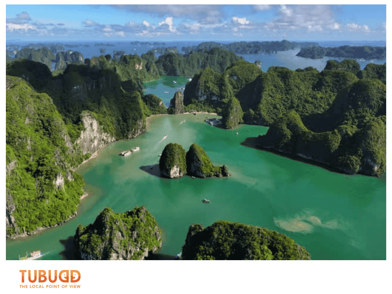 The December Mood in Ha Long Bay