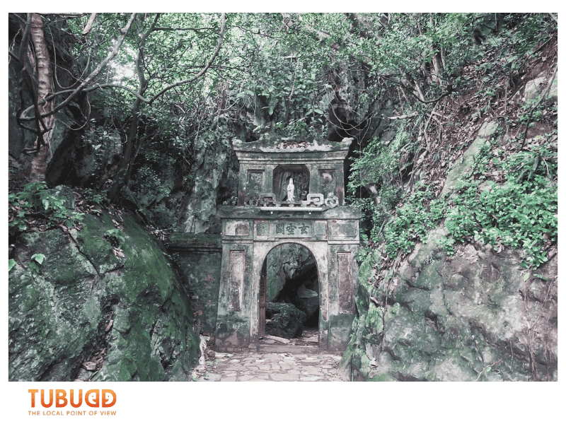 Why Hoa Nghiem Cave Da Nang Enchants