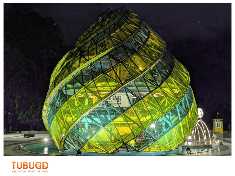 Nightlife and Events at Lam Vien Square