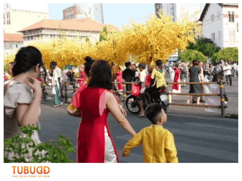 What to Expect During Tet: Closures, Customs, and Local Etiquette