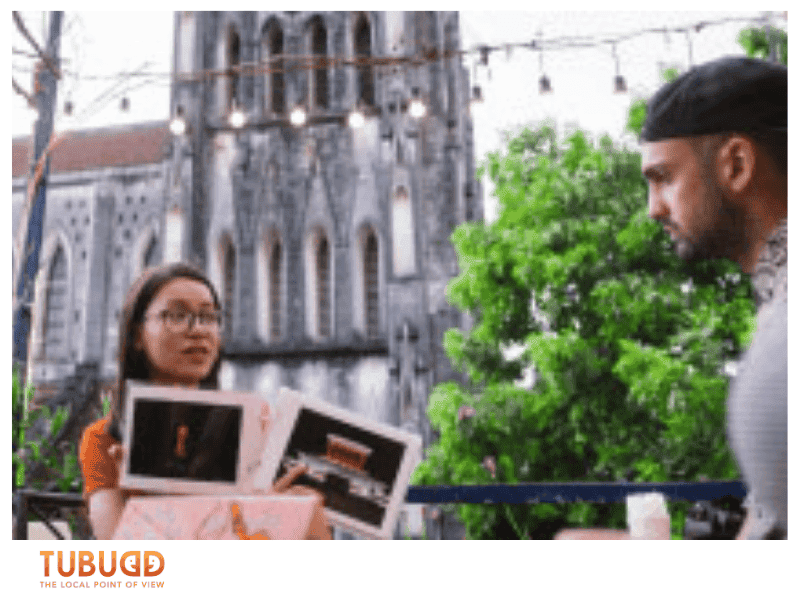 Understanding the Difference Between Private and Group Tours in Hanoi