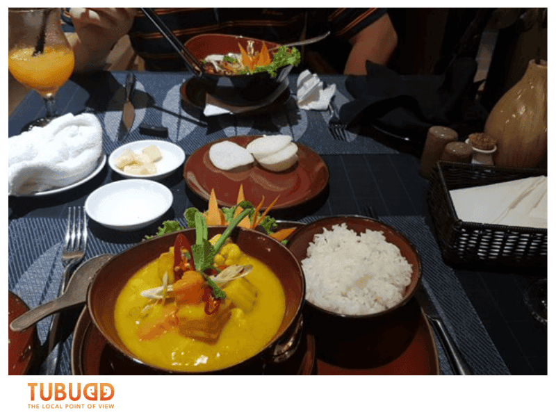 1. Aira Sapa Restaurant & Bar