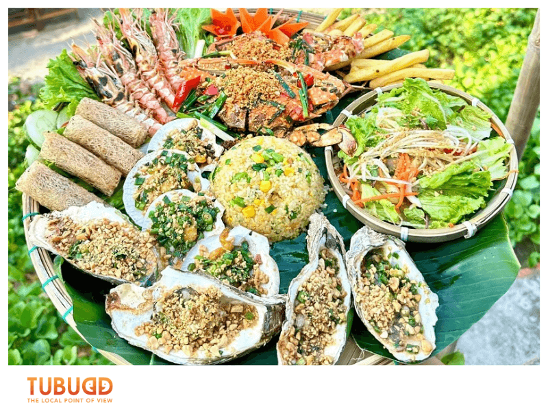 Experiencing Seafood Restaurants in Hoi An