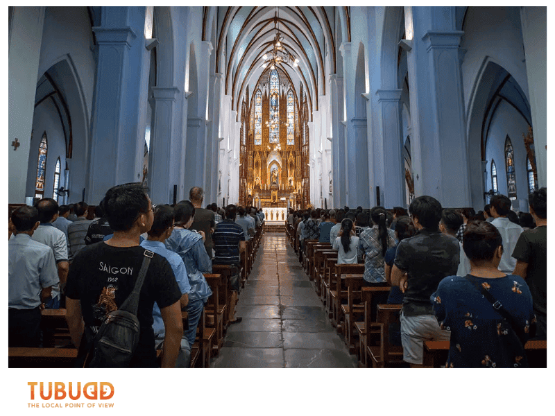 Experiences Tourists Should Not Miss