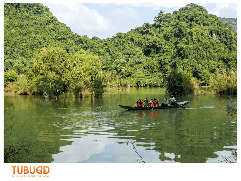 How to Get to Thung Nham Bird Park and the Best Time to Visit