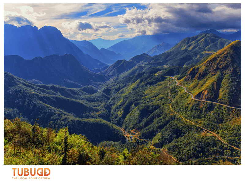 How to Get to Tram Ton Pass and Travel Safely