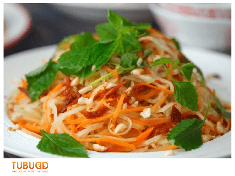 What Makes Vietnamese Papaya Salad Special for Travelers