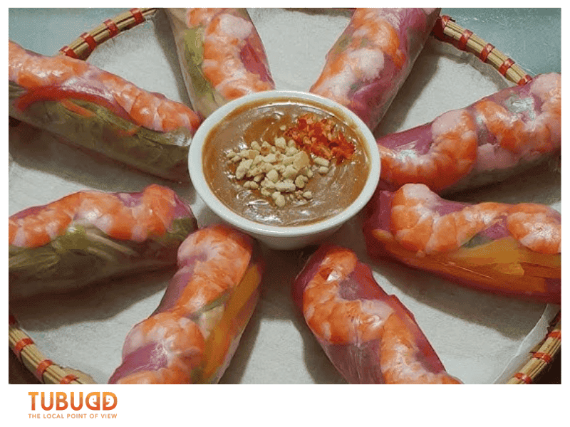 How to Eat Vietnamese Peanut Sauce Like a Local