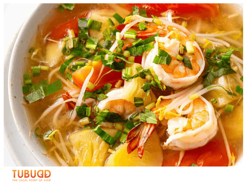 How Vietnamese Seafood Soup Reflects Coastal Culture