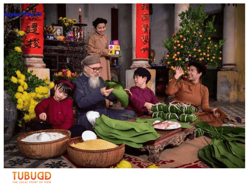 What to Expect During the Holiday: Closures, Crowds, and Culture